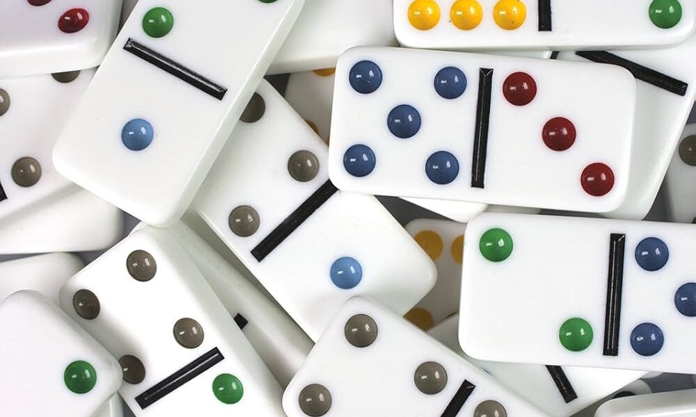 domino online